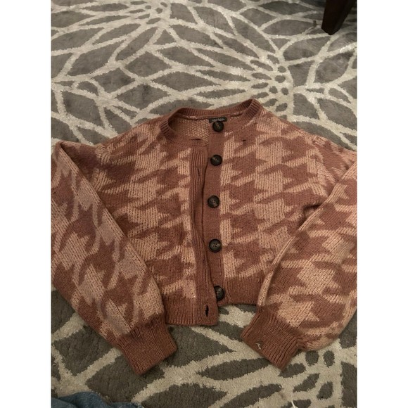Fuzzy Pink Houndstooth Wild Fable Cropped Cardigan - Picture 2 of 4
